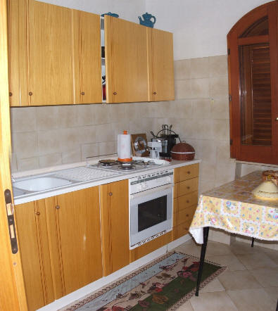 Rocca di Capri Leone: Cucina Casa Vacanza in Sicilia E36P